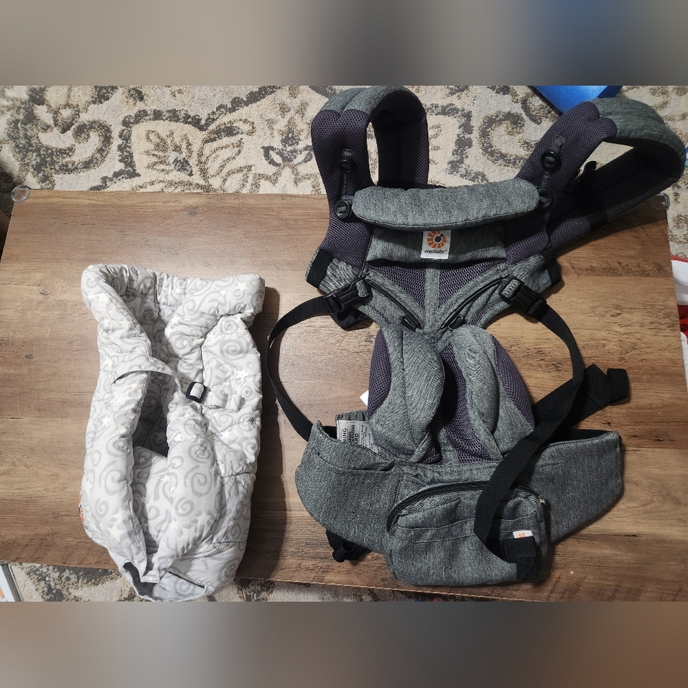 Ergobaby 360 Mesh Carrier With Newborn Insert